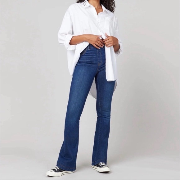 SPANX High Rise Flare Jeans Women’s Size Large Stretch Denim Vintage Indigo